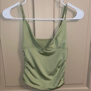 2 for $12 🎉 SHEIN Green Ruched Fitted Camisole